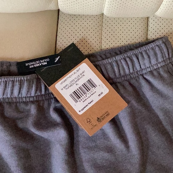 NWT Northface men’s grey sweat shorts XL - Picture 4 of 6